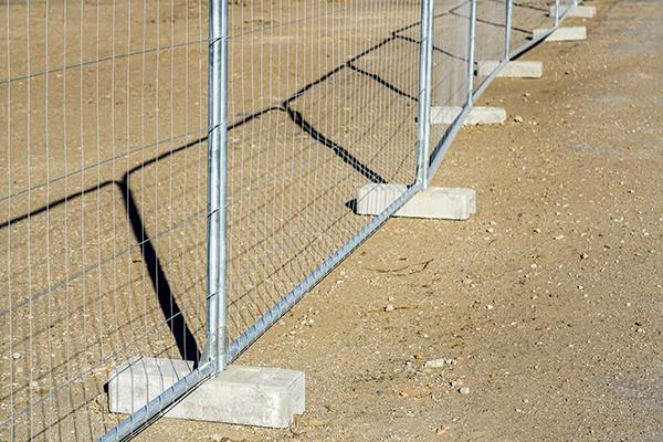 crew at Fence Rental of Spring Valley